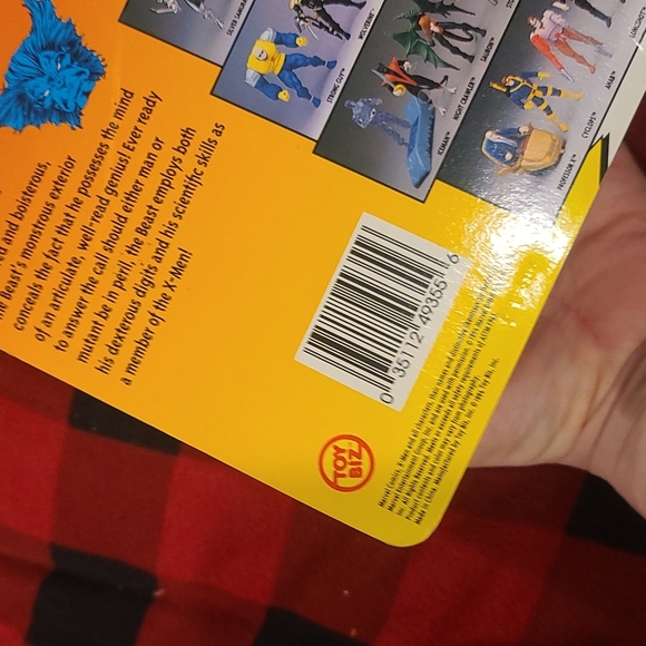 NEW MARVEL TOYBIZ UNCANNY X-MEN BEAST 1994 ACTION FIGURE - Picture 2 of 2